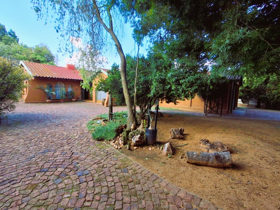 3 Bedroom Property for Sale in Vaalpark Free State